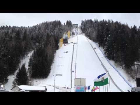 Skocznia w Bad Mitterndorf w piatek rano [ SkiJumping.pl ]