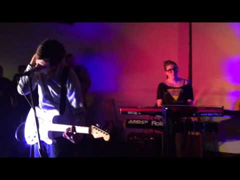 Eiffel (Live) - Foxing