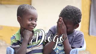 preview picture of video 'Diogo, curado de su pie zambo'