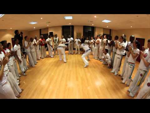 download lagu mp3 mp4 Roda Capoeira Regional, download lagu Roda Capoeira Regional gratis, unduh video klip Roda Capoeira Regional