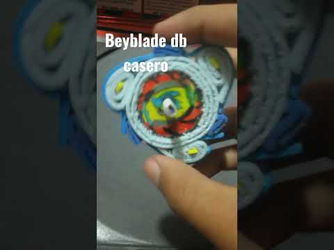 Hice un bey db con una tapa de botella xD #beybladeburst #dynamitebattle #short