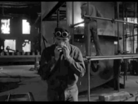 Future Islands - "Inch of Dust"