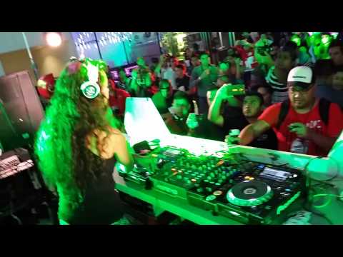 Liiz Rodríguez en Dj World Music Conference 2015