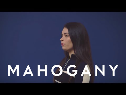 Liv Dawson - Searching | Mahogany Session