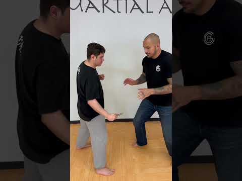 3 Defense Tips Against a Knife Attack