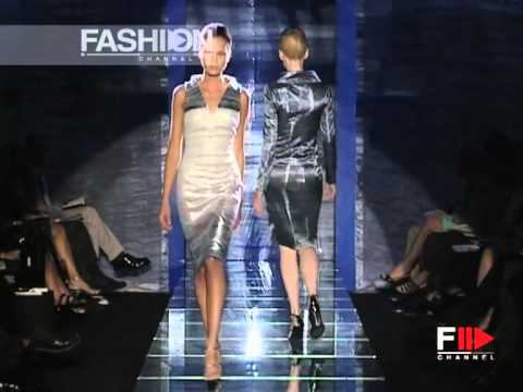 "Gianni Versace" Autumn Winter 1998 1999 Paris 2 of 4 Haute Couture woman by Fashion Channel