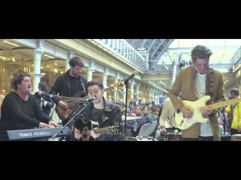 Eliza and the Bear live at St Pancras International