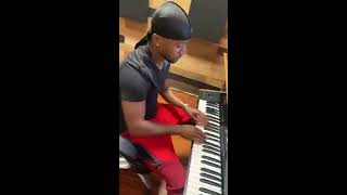 Zaytoven x Usher - U Decide - Live