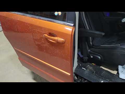 FOR SALE - 22P1096 - 2011 DODGE GRAND CARAVAN - PASSENGER RIGHT REAR POWER SLIDING DOOR