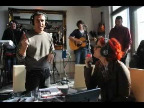 Noemi a Radio2Social club(1) 19.2.12 - Sanremo, i cantanti e Pino Daniele