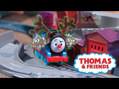 🎄🎁 Christmas Adventures with Thomas & Friends! | Watch Out, Thomas! | Thomas & Friends UK