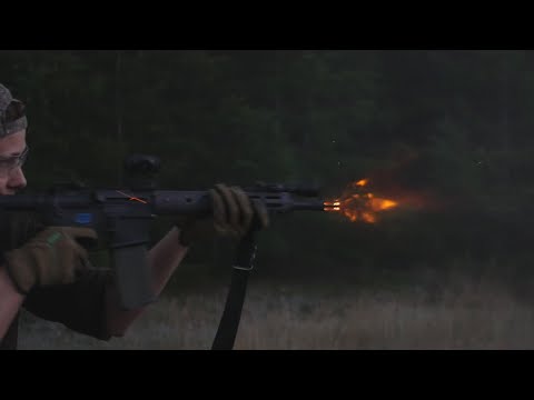 Muzzle Brake vs Flash Hider Test