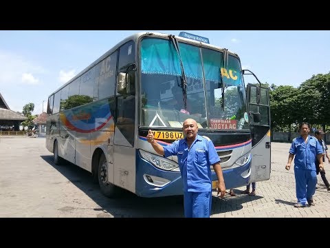 driver om indro Warkop`Jombang-Madiun`penuh penumpang Sugeng Rahayu 7196●Jago balap