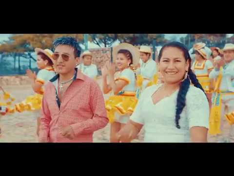 Zapateadito cholita - Cristhian Vidal Feat Erlinda Cruz - Salay 2018 (Video Oficial)