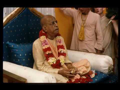Prabhupada 0457 Den eneste mangel er Krishnabeviddsthed