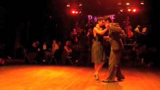 Fausto Carpino y Veronica Toumanova bailando un tango en Bendita Milonga (Buenos Aires) 3