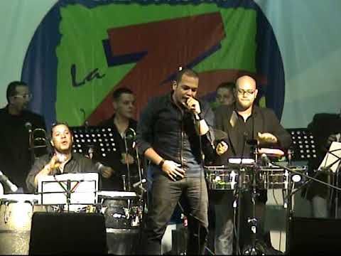 LAS MUJERES ESTAN DE MODA