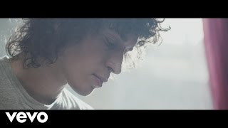 Julian Perretta - Miracle (Acoustic Video)