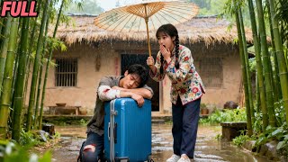 A Hunted Prince With No Home Is Taken In By A Poor Girl, Love Begins!