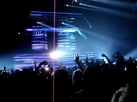 Swedish House Mafia: Pendulum - The Island @ London Alexandra 28.05.11