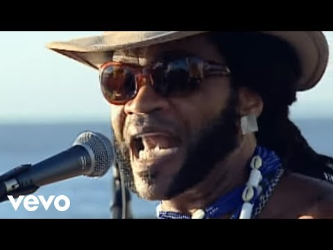 Chiclete Com Banana - Rumba De Santa Clara (Ao Vivo) ft. Carlinhos Brown