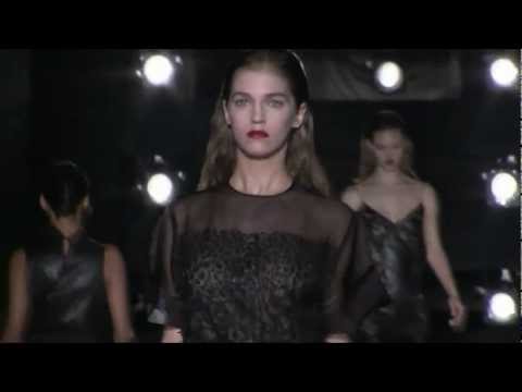 Modadivas Fashion Line - Sfilata Ermanno Scervino Collezione Autunno Inverno 2013/14