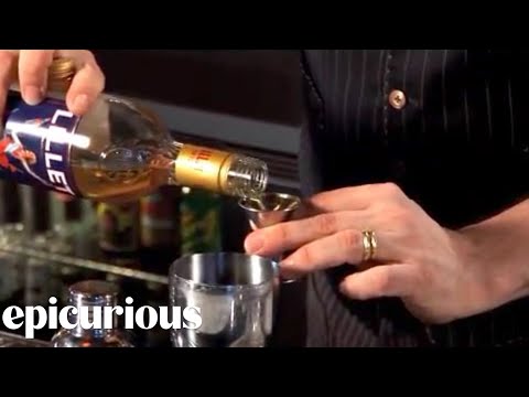 How to Make a Vesper Cocktail