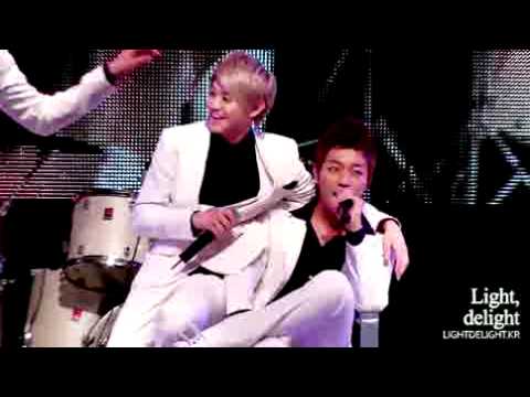 [FANCAM]100513 DooSeob @ Dankook University Festival.avi