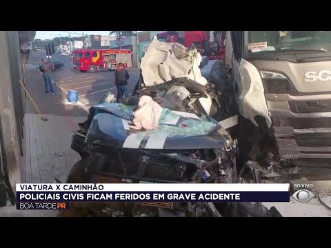 Viatura da Polícia Civil colide com carreta em Coronel Vivida