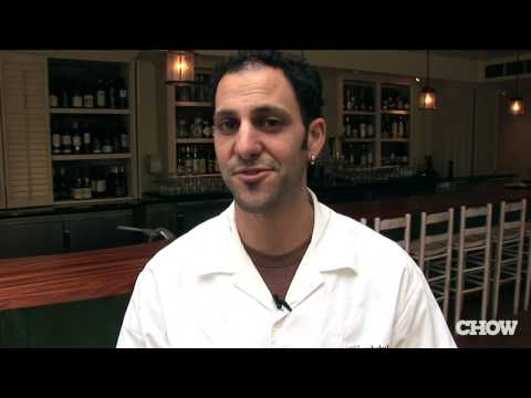 You're Doing It All Wrong - How to Eat Crab