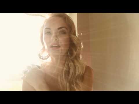 Wayfaring Stranger - Niamh Lynn