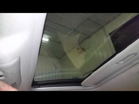 BK1347 - 2006 Nissan Altima S - Roof Glass