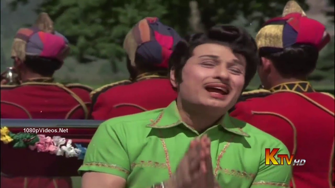 Poo Mazhai Thoovi Song Lyrics | Ninaithadhai Mudippavan | T.M. Soundararajan