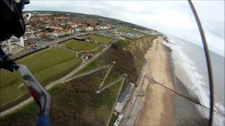 preview picture of video 'Hang-gliding at West Runton April 7th 2012'