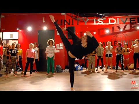 Kaycee Rice- The Middle -ZEDD