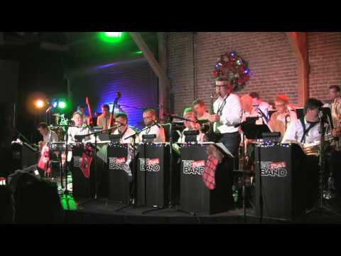 Gordon Goodwin’s Big Phat Band Performs 'WRAP THIS' at LACM