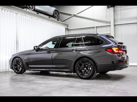 Tour of a 2022 BMW 530e Touring M Sport | For Sale