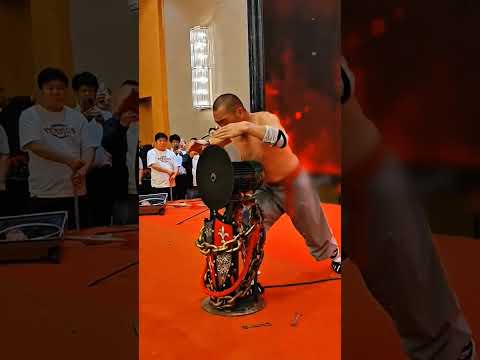 Shaolin monk super speed rotating cutting saw stopping skill