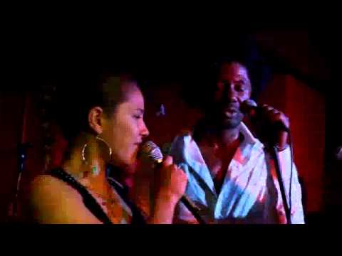 Debi Nova with The Latin Project - Música De La Noche