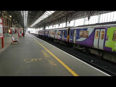 (HD) Freightliner 90048 and 90043 pass Preston on 4S44 27/11/2017