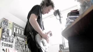 Bernie Torme: guitar solo in the control room: 'Partytown' from 'Flowers & Dirt' ….