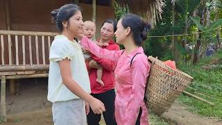 Chinh was delighted when her younger sister suddenly came to visit with their mother