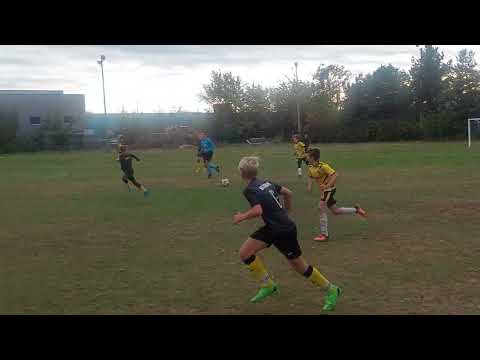 2010 Liga (2 kolejka) Gigant Smile - KS Łomianki  1 połowa