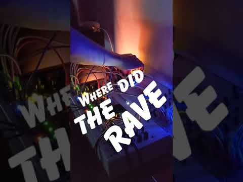 RaveParty ~ with the 4ms Ensemble Oscillator