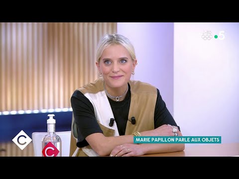 Marie Papillon parle aux objets - C à Vous - 03/06/2021