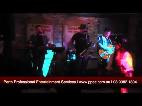 Perth Party Band Trio - Cover Bands - Singer Musicians Hire - Entertainment