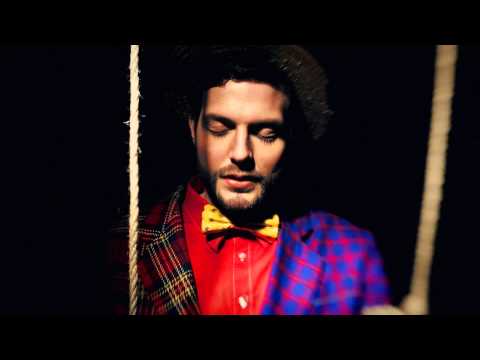 N.I.K.O. - Fragenkatalog feat. Scoddy Flippin