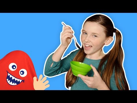 🕷️Little Miss Muffet | DRESS UP FUN | Mother Goose Club Playhouse Kids Video