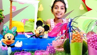 Minnie Mouse yaz eğlencesi. Milkshake yapıyoruz