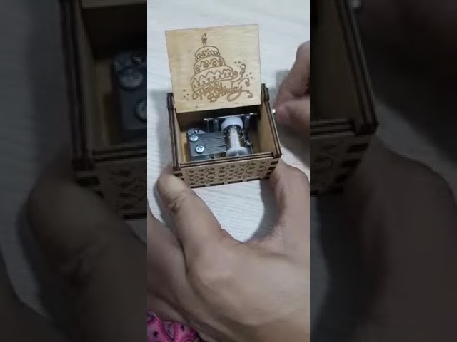 Vídeo relacionado con Tiardey Módulo de música DIY con Descarga USB, Tarjeta de felicitación, Tablero de grabación de Canciones MP3, Caja de Regalo de cumpleaños, Tarjeta con Mensaje de Sonido Personalizado